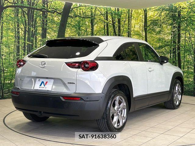 Mazda MX-30 2021-11 7878067-16