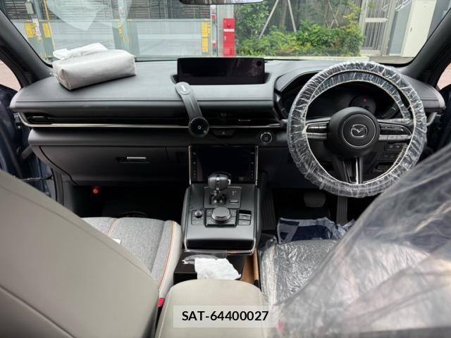 Mazda MX-30 2021-10 7962741-14