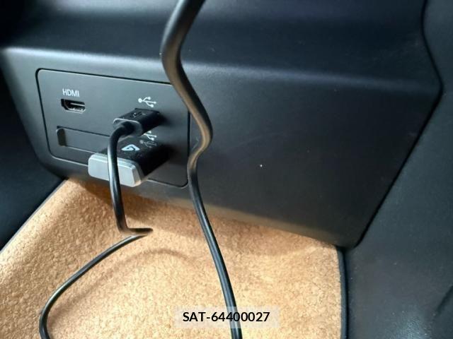 Mazda MX-30 2021-10 7962741-25
