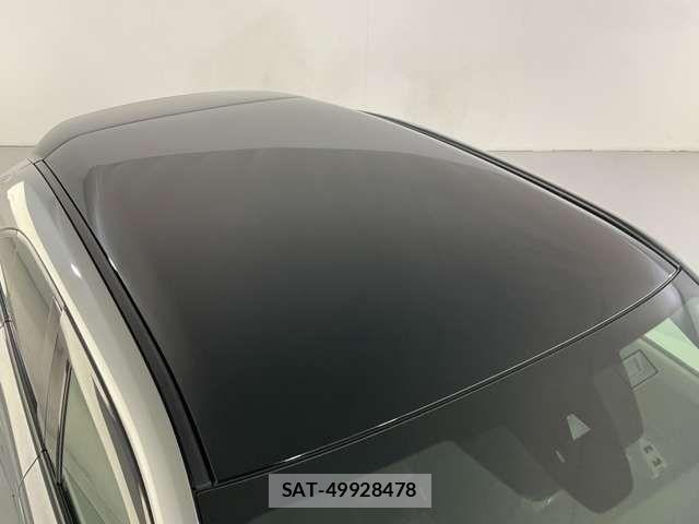 Mazda MX-30 2021-10 8074758-8