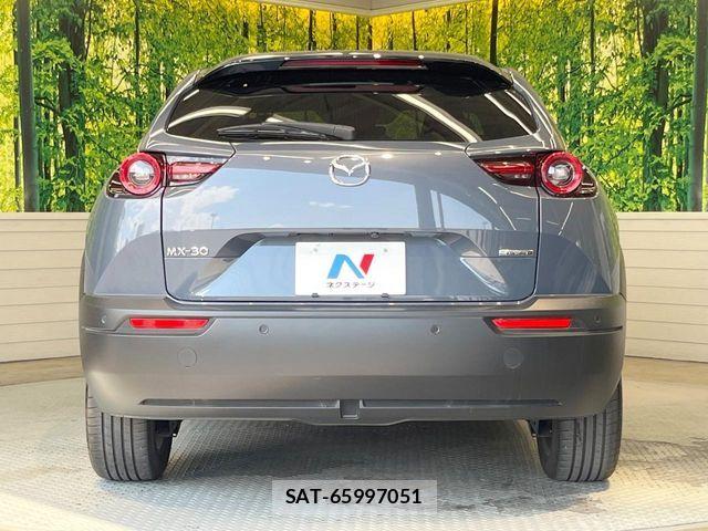 Mazda MX-30 2023-05 8074757-14