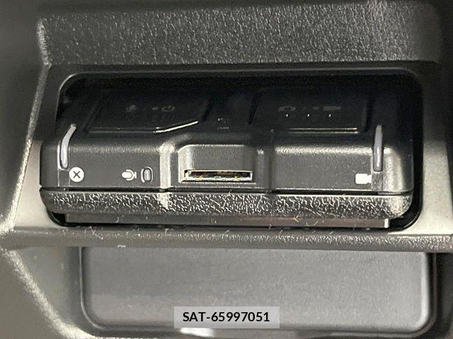 Mazda MX-30 2023-05 8074757-5