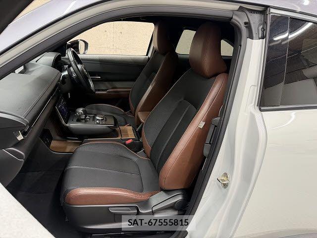 Mazda MX-30 2021-02 8208903-6
