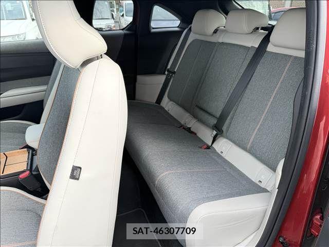 Mazda MX-30 2020-09 8230970-9