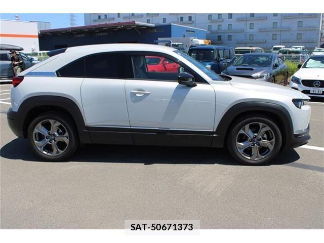 Mazda MX-30 2023-10 8355077-9