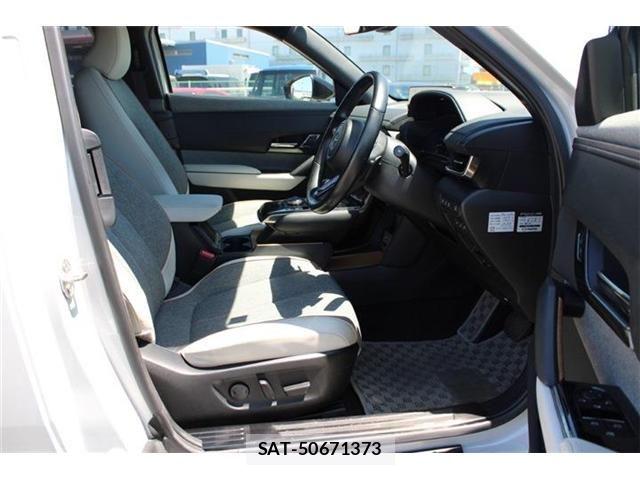 Mazda MX-30 2023-10 8355077-27