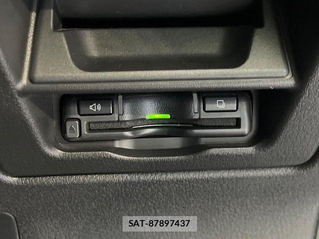Mazda MX-30 2021-03 8355078-4