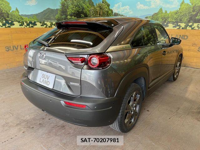 Mazda MX-30 2022-08 8438473-16