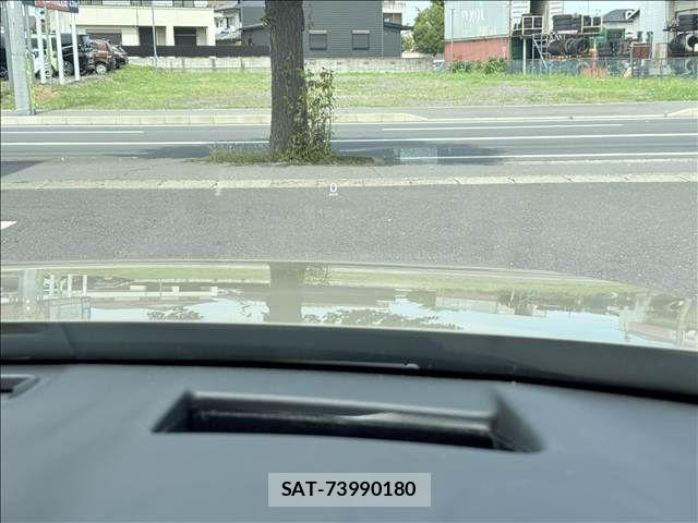 Mazda MX-30 2023-11 8457968-18