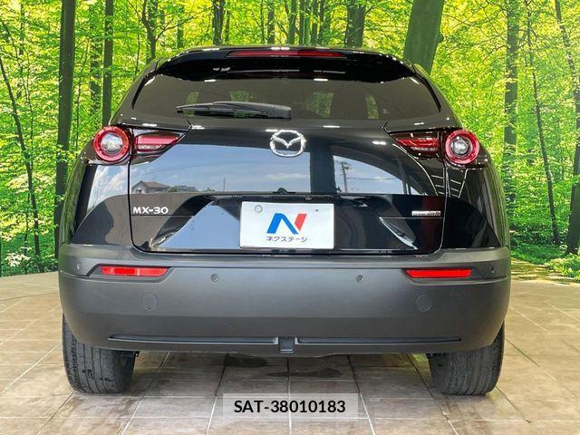 Mazda MX-30 2022-03 8627898-14