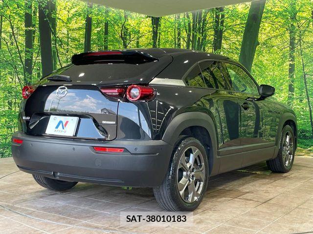 Mazda MX-30 2022-03 8627898-16