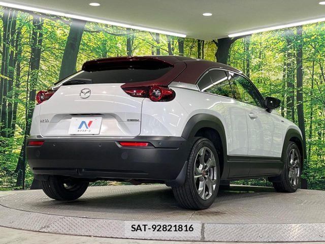 Mazda MX-30 2020-10 8744416-17