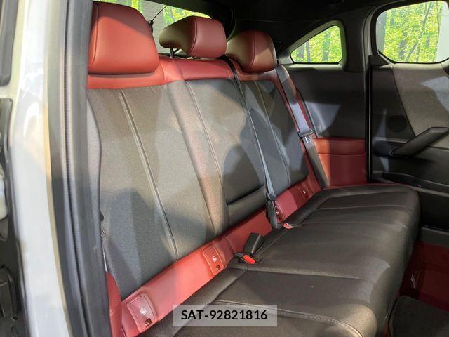 Mazda MX-30 2020-10 8744416-8