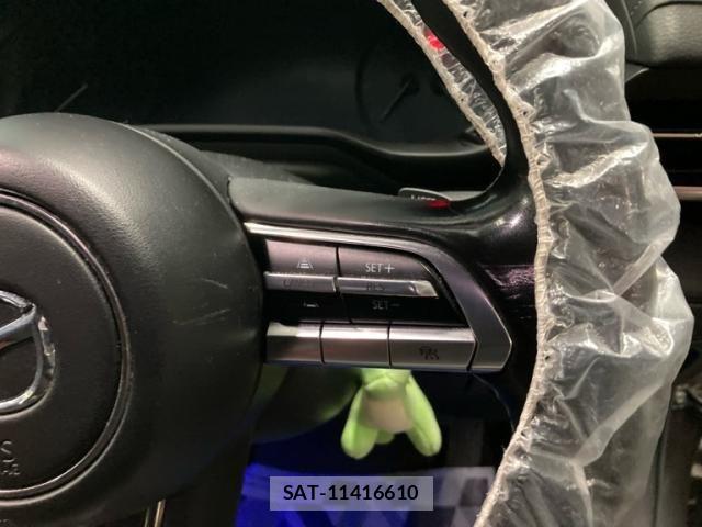 Mazda MX-30 2021-12 8881001-16