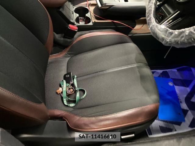 Mazda MX-30 2021-12 8881001-17