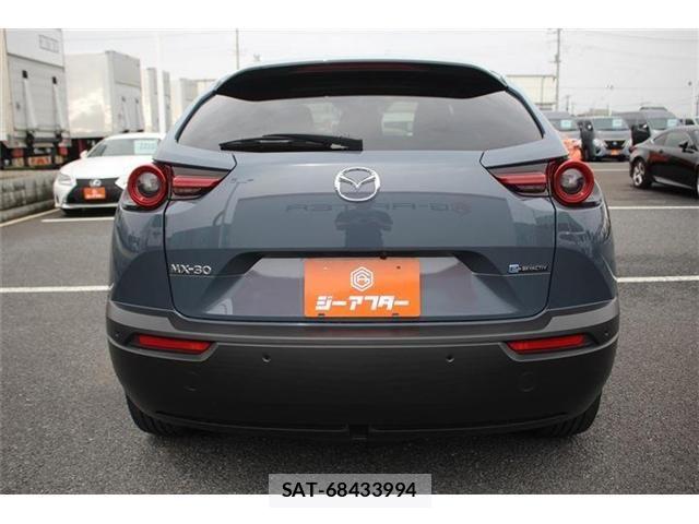 Mazda MX-30 2021-02 6013796-7