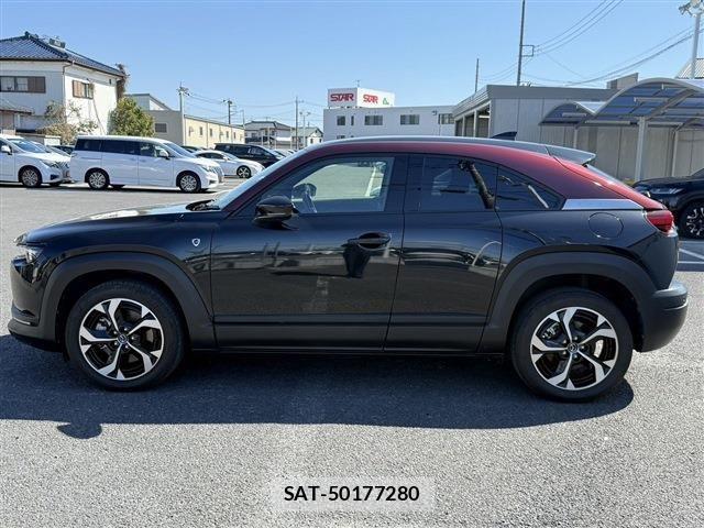 Mazda MX-30 2023-11 4327638-9