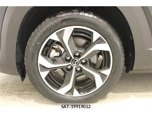 Mazda MX-30 2023-11 7222291-24