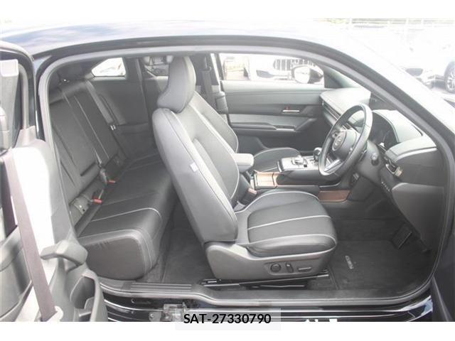 Mazda MX-30 2023-11 7618405-28