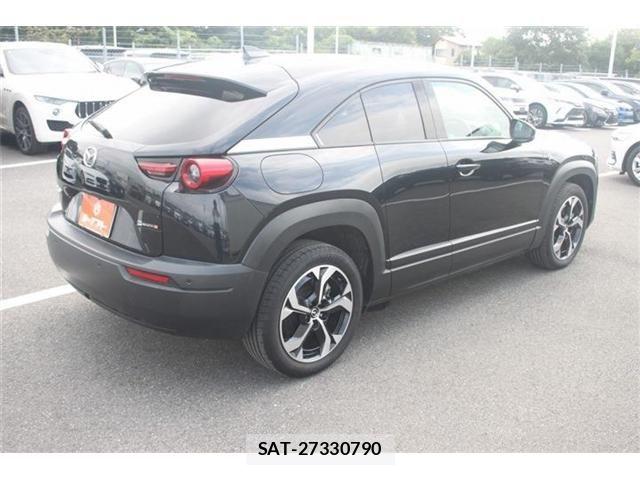 Mazda MX-30 2023-11 7618405-4