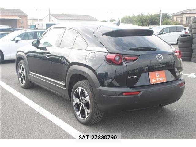 Mazda MX-30 2023-11 7618405-6