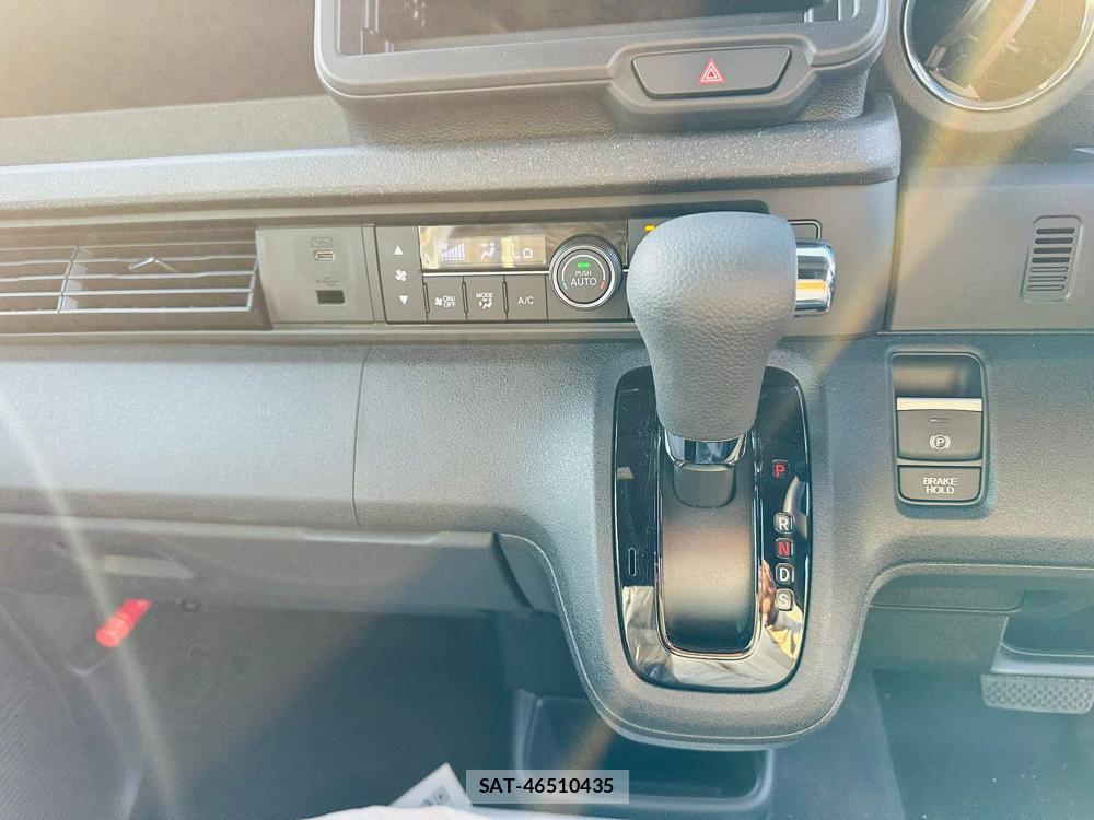 Honda N BOX CUSTOM 2026 6632928-19