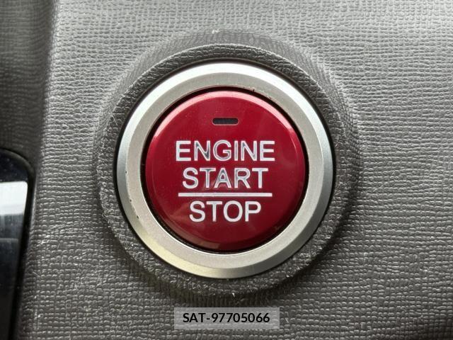 Honda N-ONE 2016-02 1366791-9