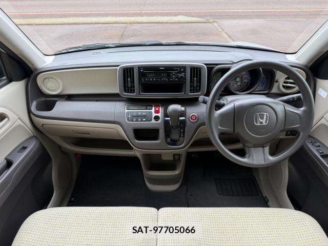 Honda N-ONE 2016-02 1366791-5