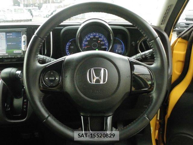 Honda N-ONE 2013-11 1386689-11