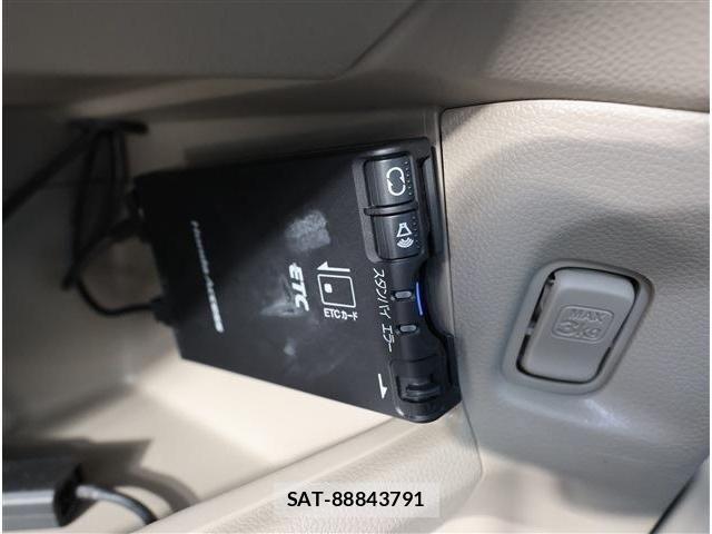 Honda N-ONE 2016-06 3381818-4
