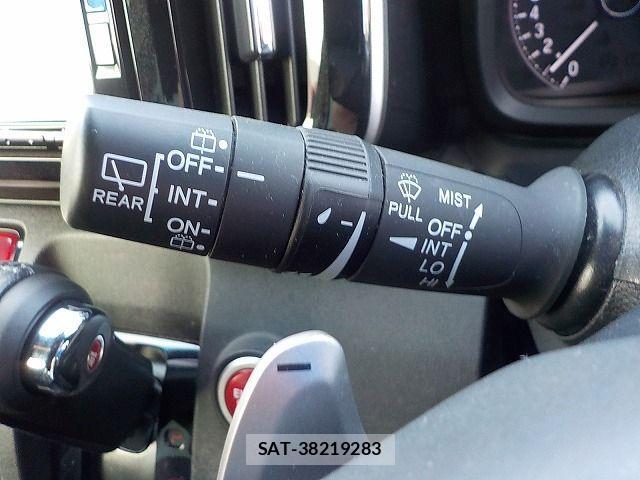 Honda N-ONE 2017-07 4328394-11