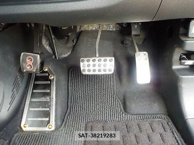 Honda N-ONE 2017-07 4328394-25