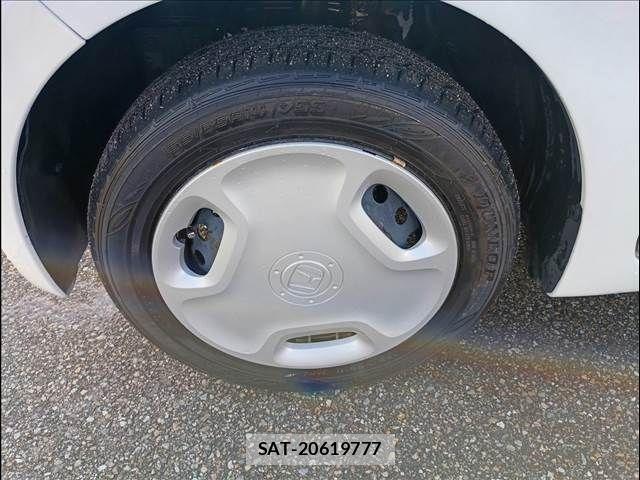 Honda N-ONE 2016-06 6246353-12