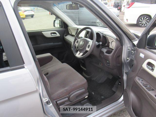 Honda N-ONE 2019-04 6272489-4