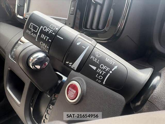 Honda N-ONE 2018-05 6672964-26