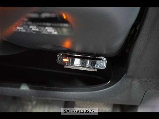 Honda N-ONE 2013-12 6677259-5