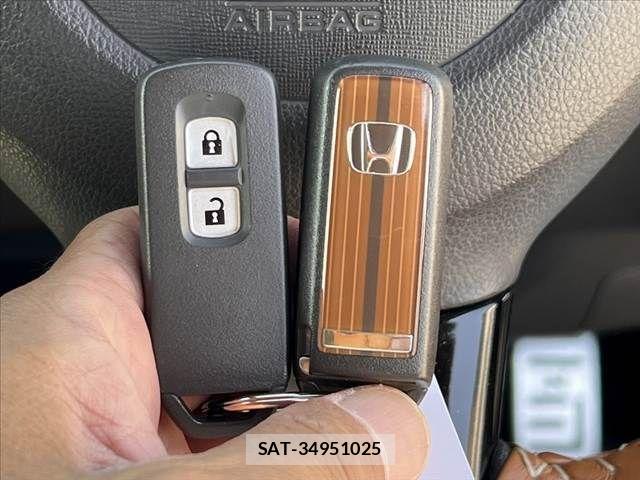 Honda N-ONE 2019-09 7216224-6
