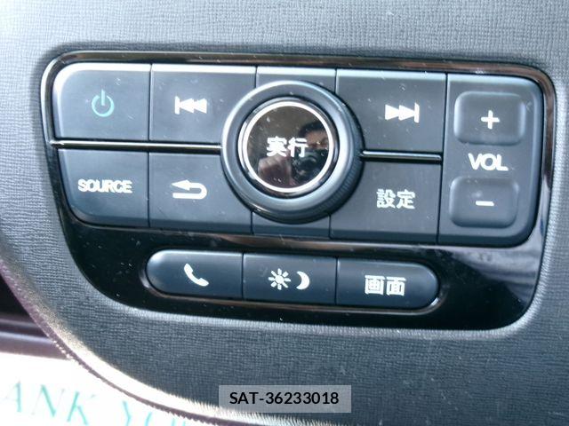 Honda N-ONE 2017-08 7215626-13