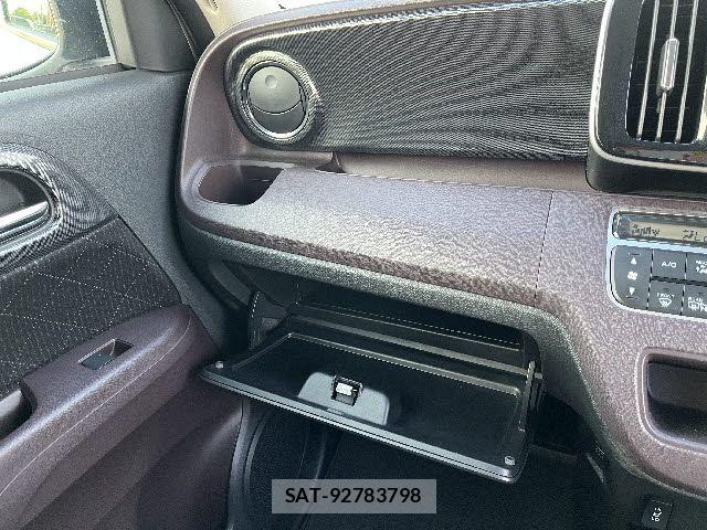 Honda N-ONE 2015-07 7215728-11