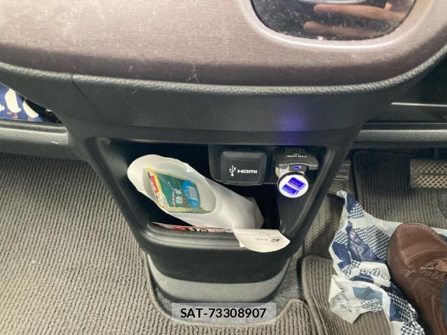 Honda N-ONE 2012-11 7328998-19
