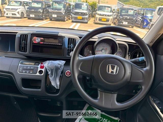 Honda N-ONE 2017-11 7328988-20