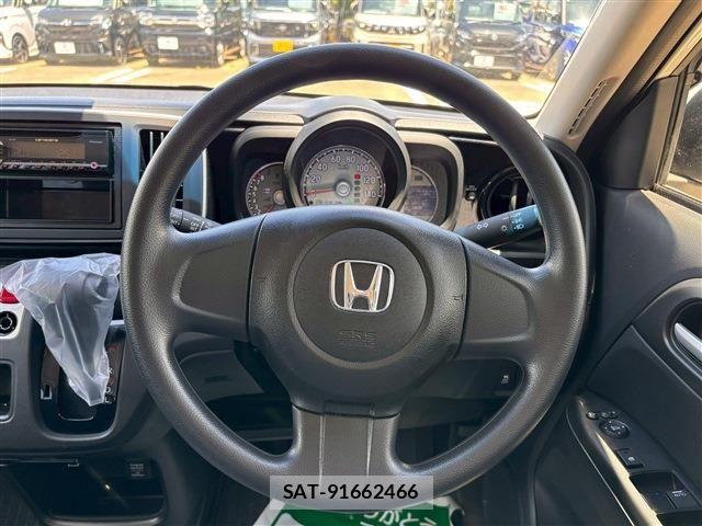 Honda N-ONE 2017-11 7328988-24