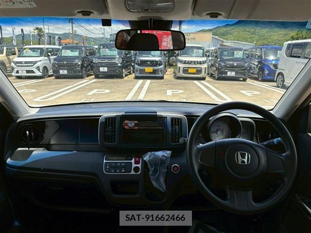 Honda N-ONE 2017-11 7328988-2