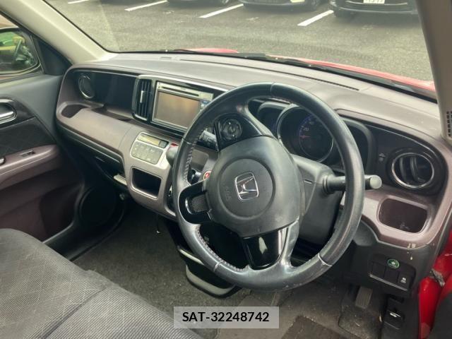 Honda N-ONE 2013-07 7878467-16