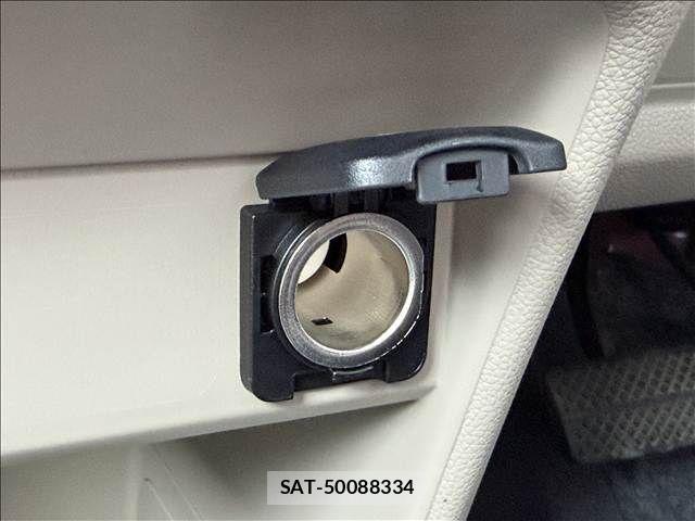 Honda N-ONE 2013-02 7980375-14