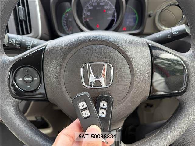 Honda N-ONE 2013-02 7980375-17