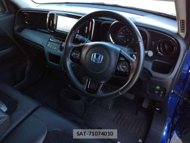 Honda N-ONE 2015-10 8037289-26