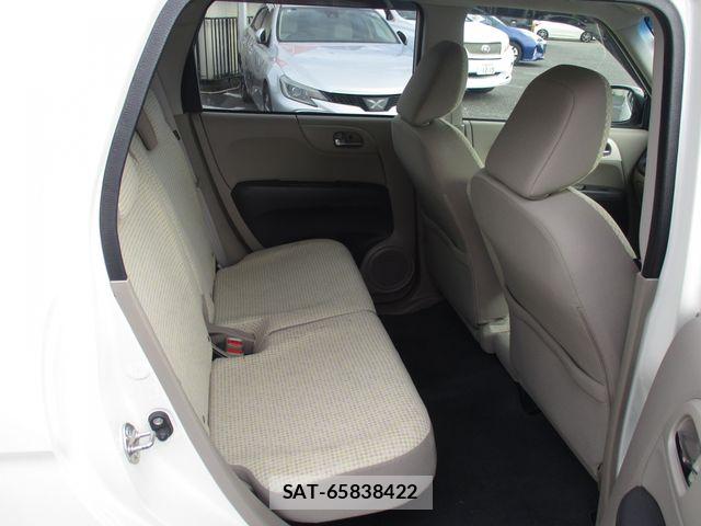 Honda N-ONE 2015-11 8209237-12
