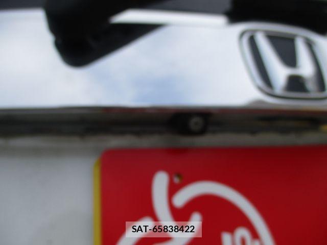 Honda N-ONE 2015-11 8209237-17
