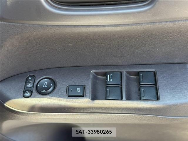 Honda N-ONE 2020-05 8209219-24